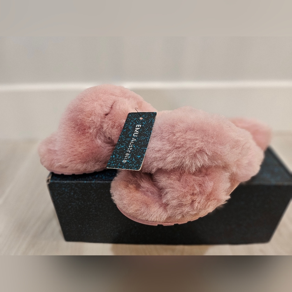 BNIB EMU Australia Mayberry Slippers